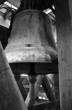 Jeanne, Rouen Cathedral's great bell.